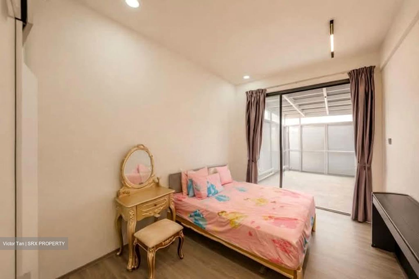Daisy Road (D13), Terrace #553472581